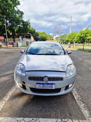 FIAT BRAVO 1.8 ESSENCE 16V FLEX 4P MANUAL